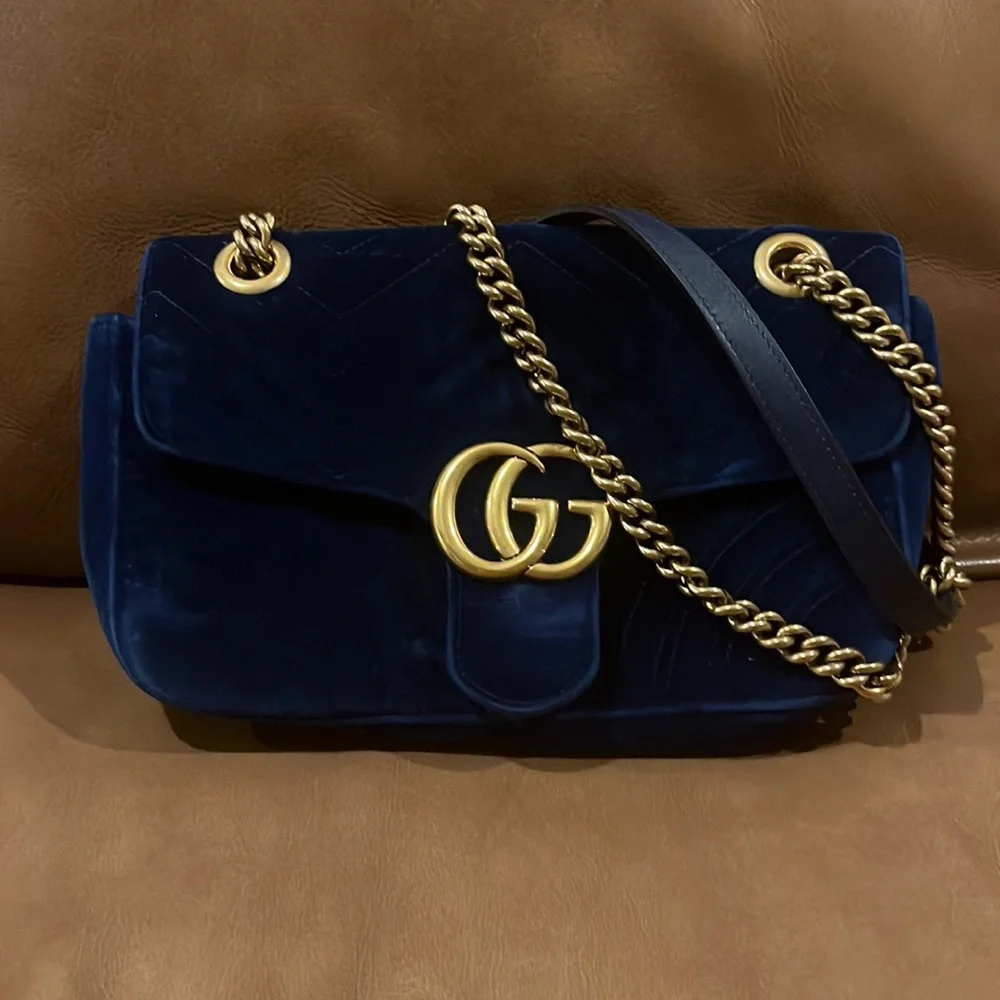GUCCI | Velvet Matelasse Medium GG Marmont Shoulder Bag Cobalt Blue - Picture 4 of 16